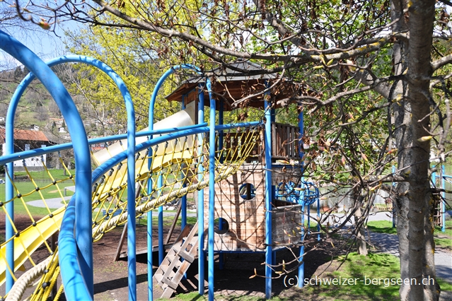 bilder/03/laaxersee-spielplatz.jpg